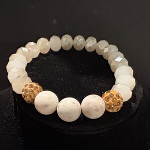 Gold and White Gem Stone Beaded Bracelet